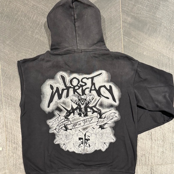 LOST Black Hoodie and Sweatpants Set - Picture 3 of 7